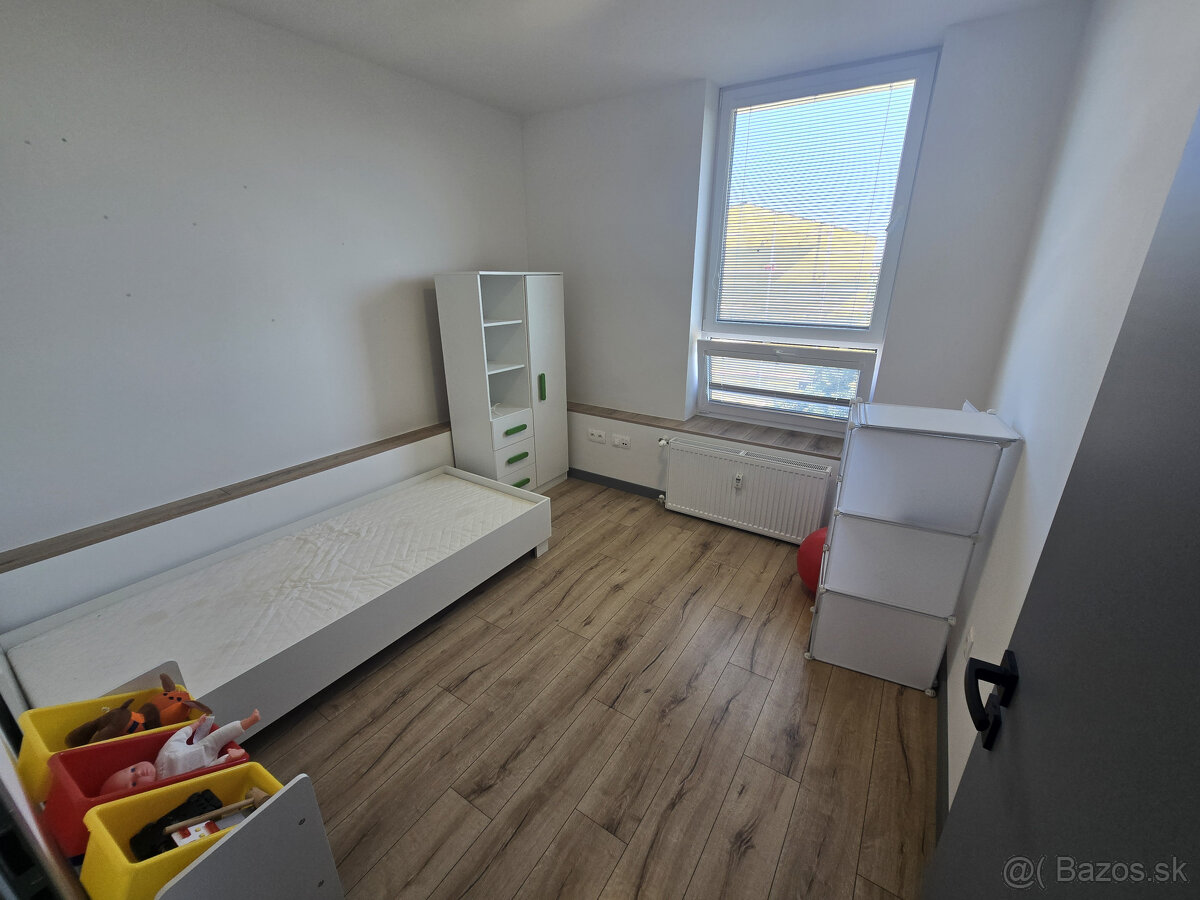 Prenájom 3 a 4 izbový byt Juraja Kréna 26. - 20
