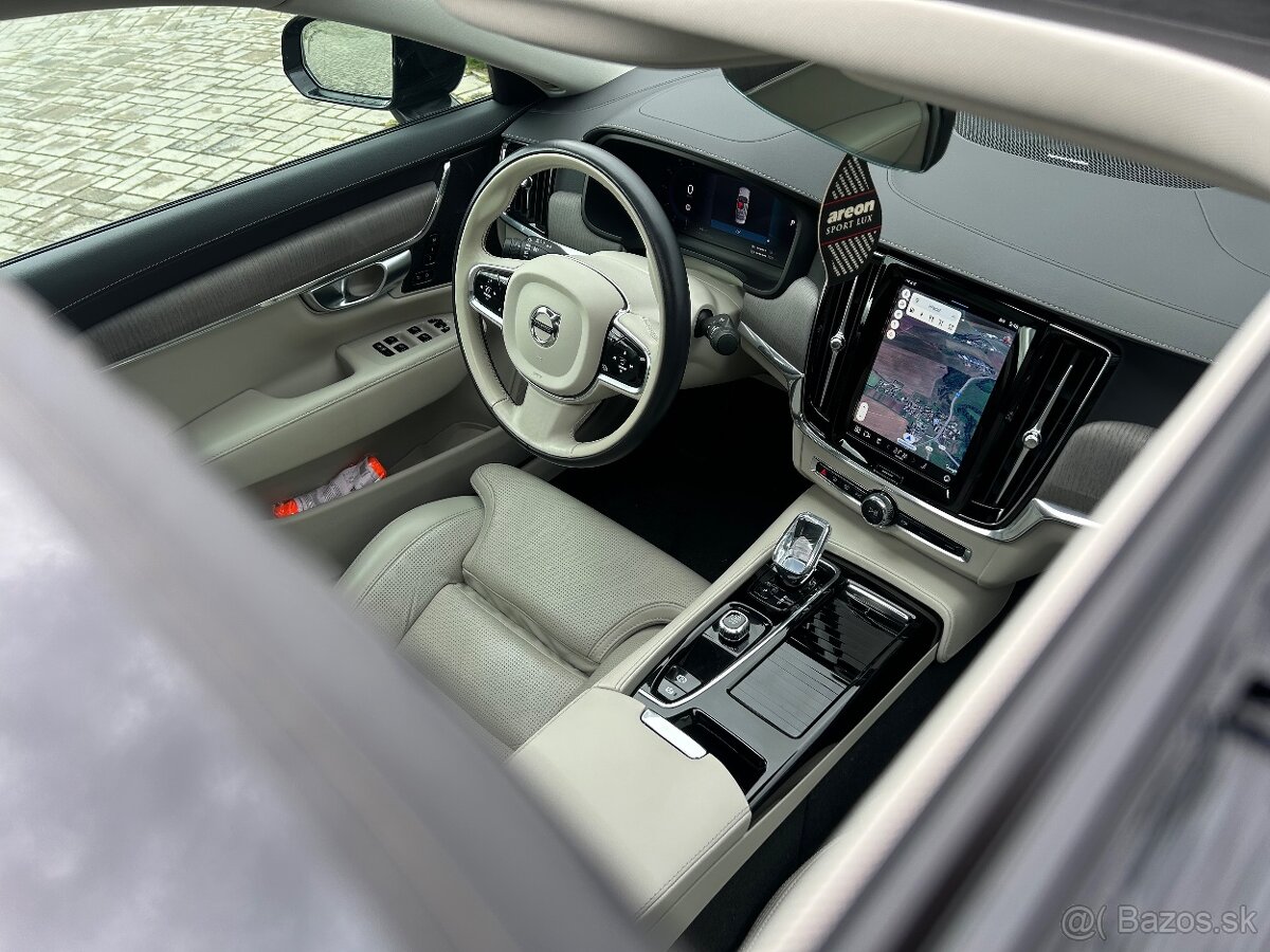 Volvo s90 2023 : Plug-in hybrid 335KW 1. majitel Odpočet DPH - 20