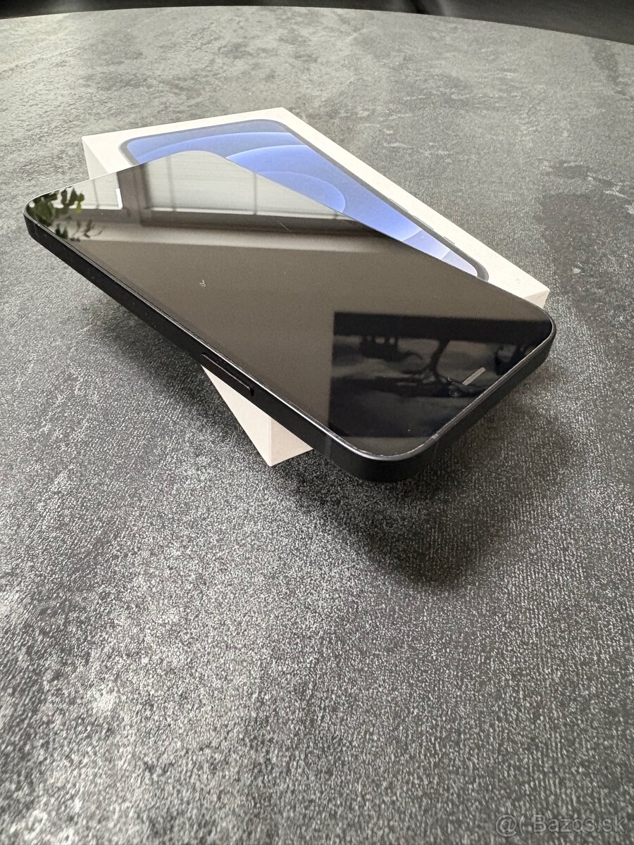 Predám iPhone 12 Black 128gb - 20