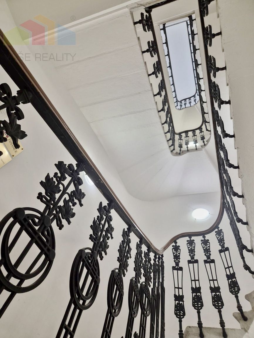 Na prenájom administratívny priestor, 137 m², Jakubovo nám., - 20