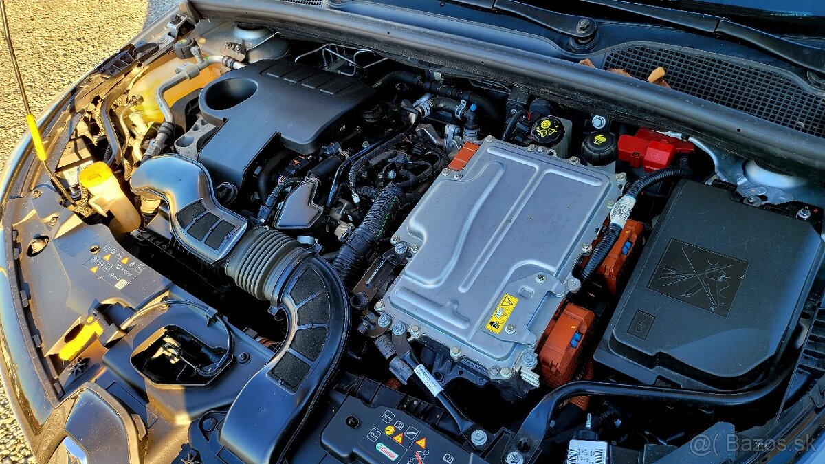 Renault Clio E- tech Hybrid 1,6i-67kw +35kw elektromotor - 20