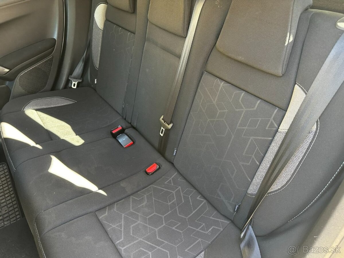 Peugeot 2008 1.2 PureTech Style - 20