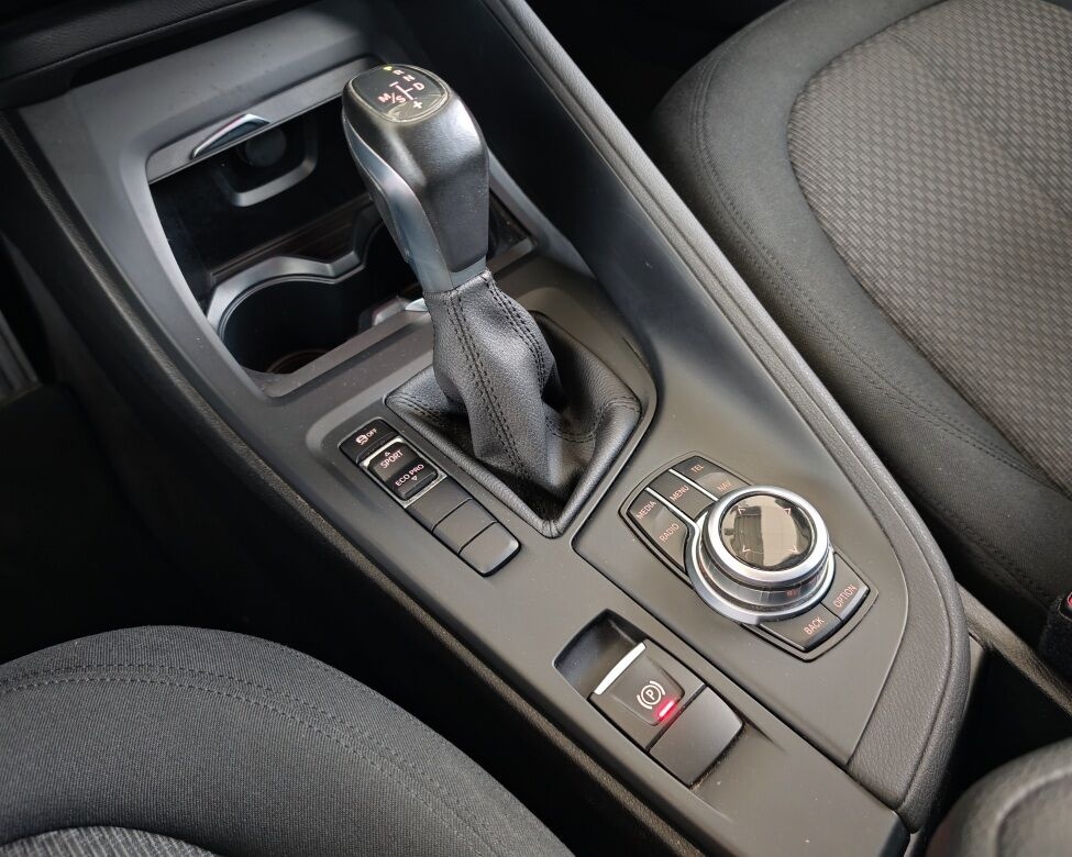 BMW X1 sDrive 18d Advantage A/T - 20