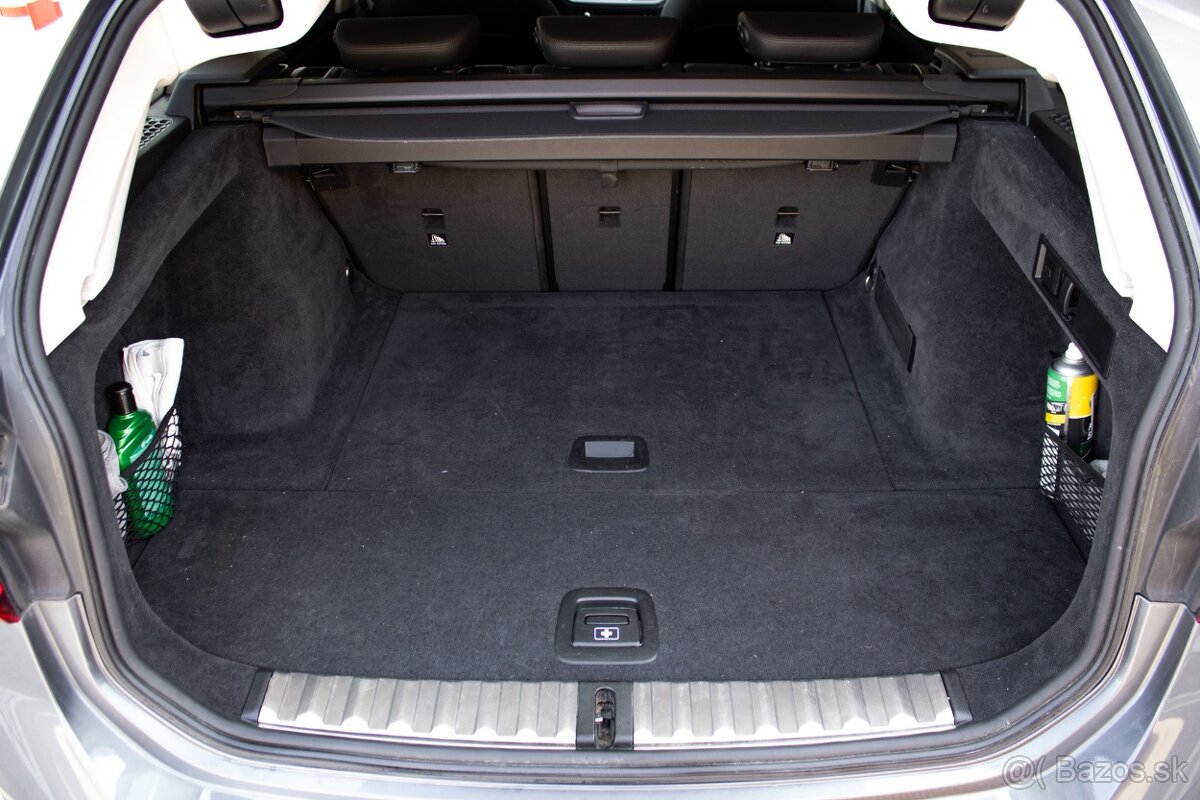 BMW Rad 3 Touring 318d A/T 2020 - 20