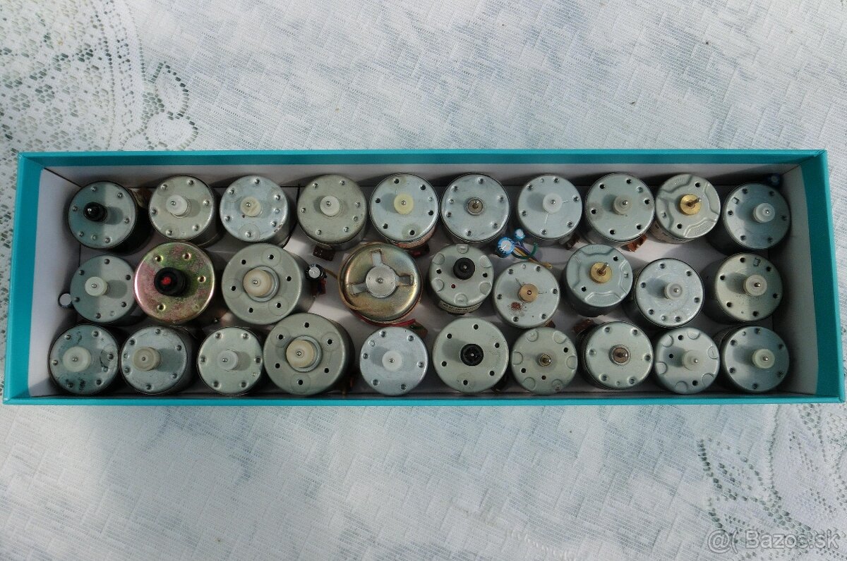 Rôzne motorčeky . - 20