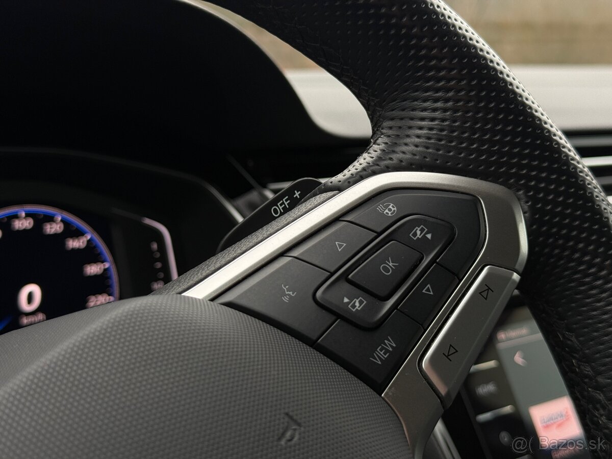 VW Passat Alltrack - 20