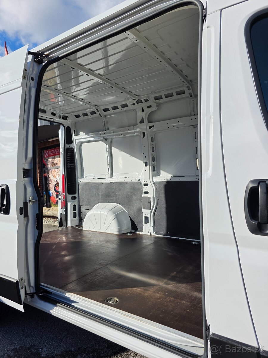 Peugeot Boxer Furgon 2,2 BlueHDI L2H2 330 - 20