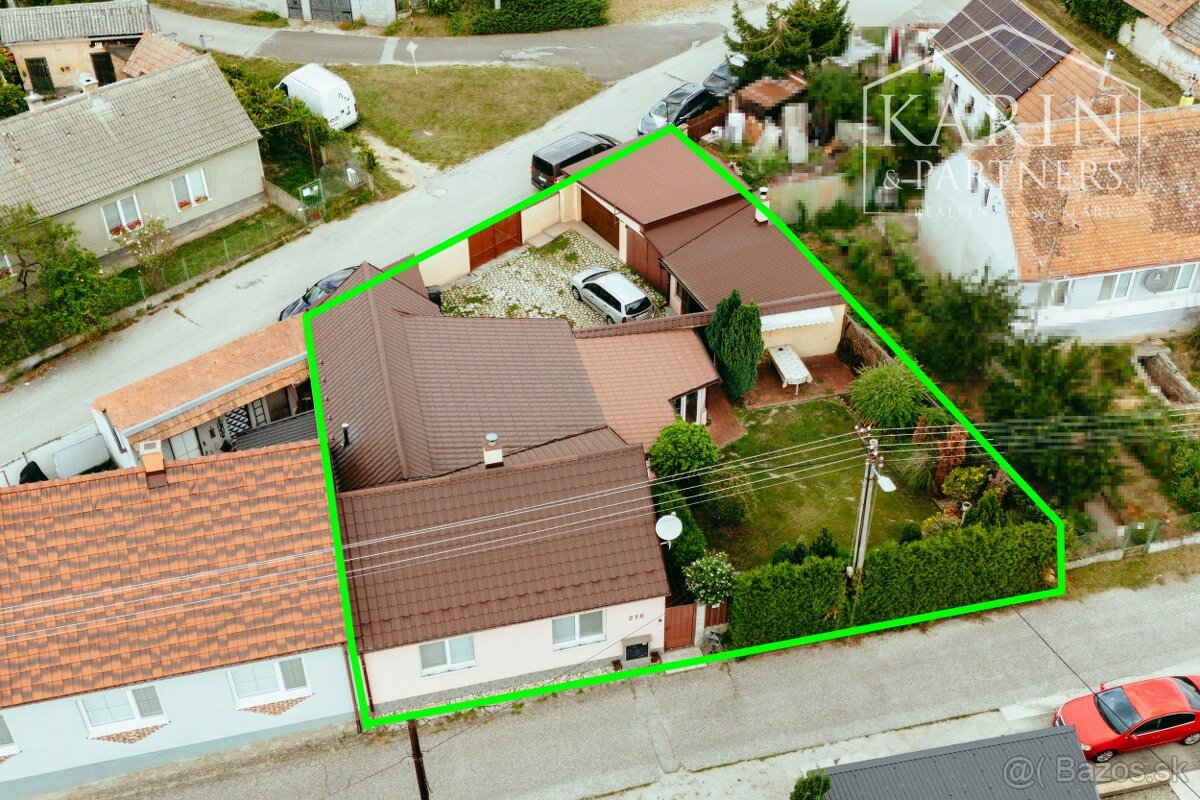 REZERVOVANÉ:3i rodinný dom po rekonštrukcii s krytou terasou - 20