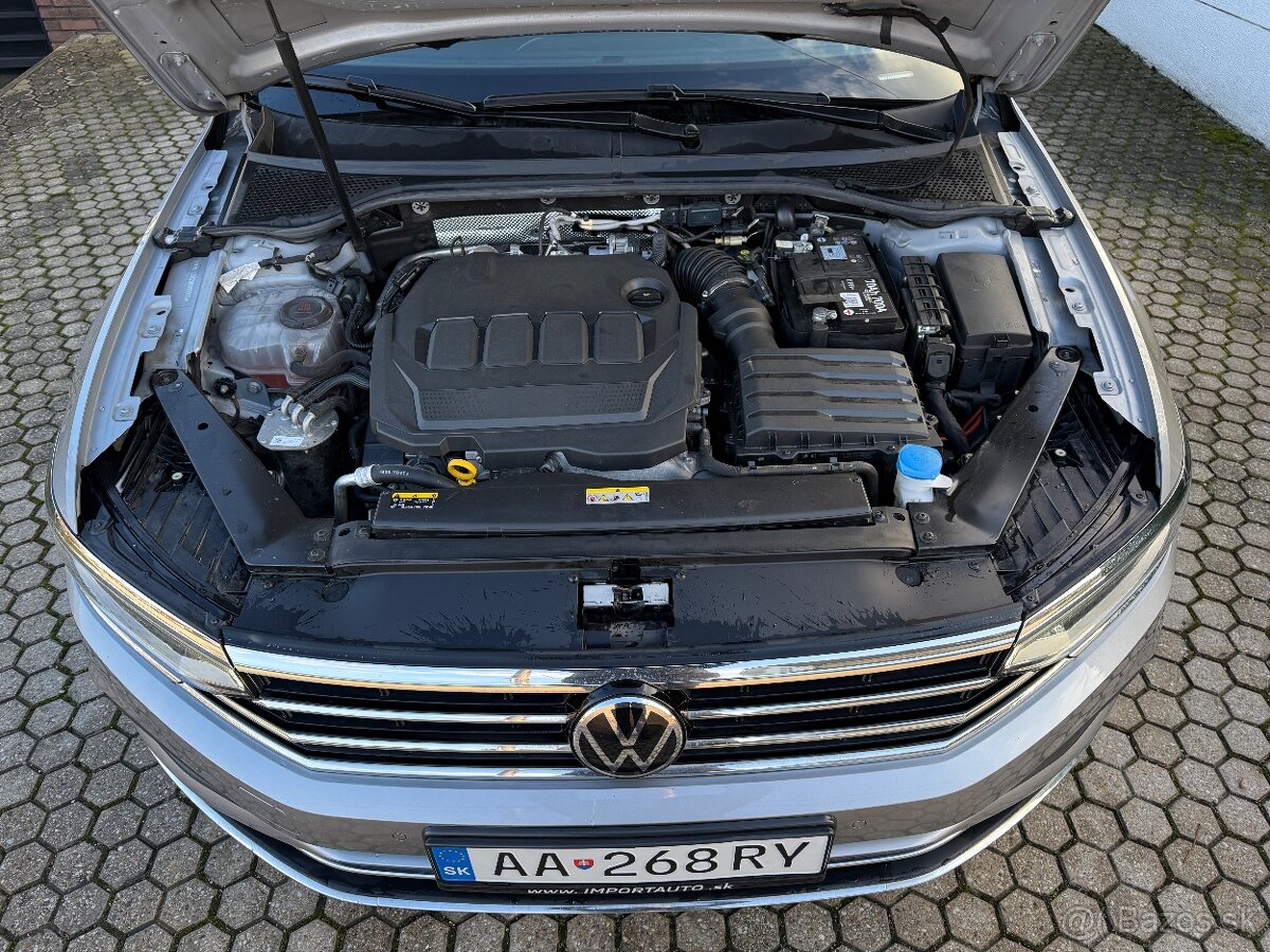 Volkswagen Passat Variant 2.0 TDI EVO Elegance DSG - 20