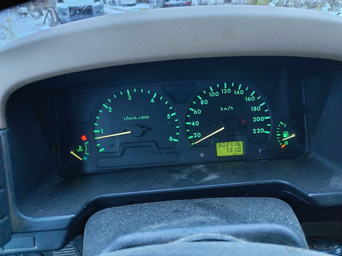 Land Rover Discovery II - 20