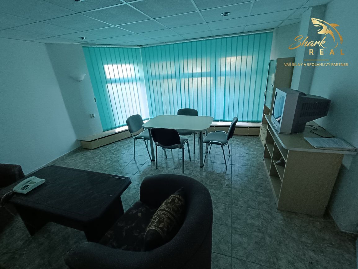 Administratívna budova - 20