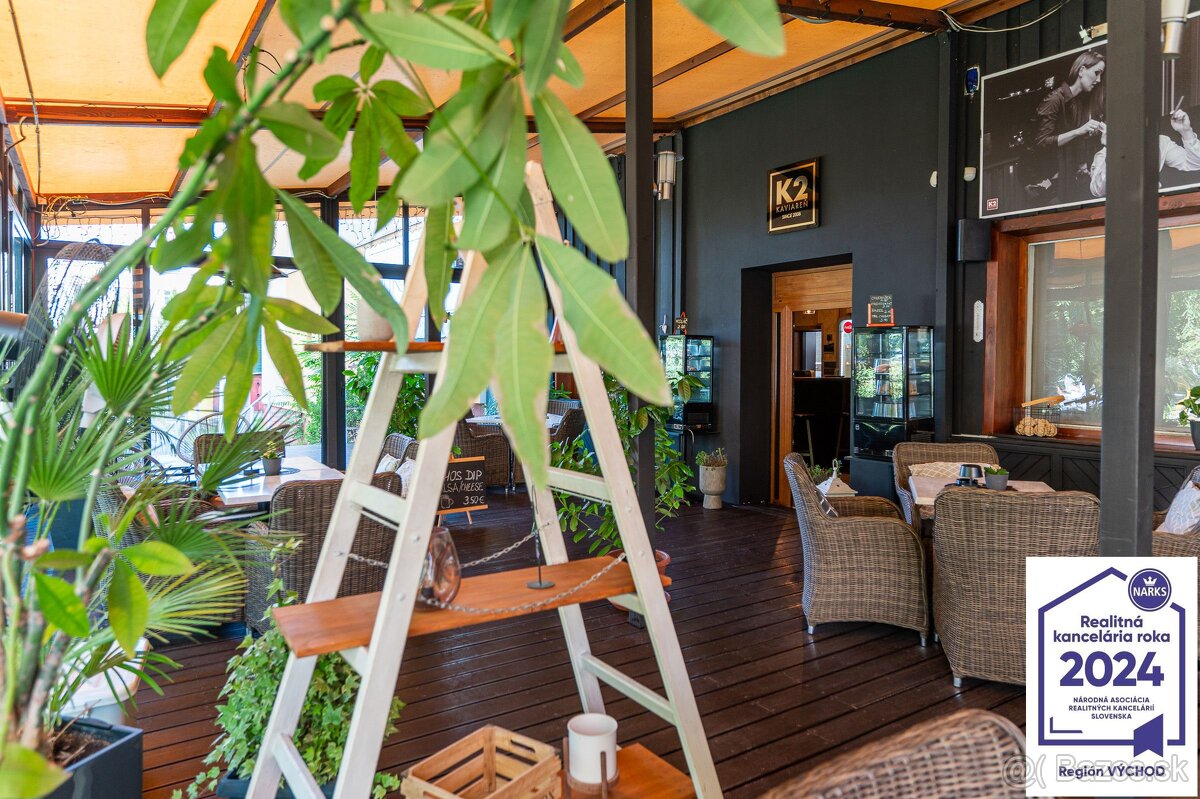 Odstúpenie prevádzky "KAVIAREŇ CLUB K2" na Štúrovej ulici - 20