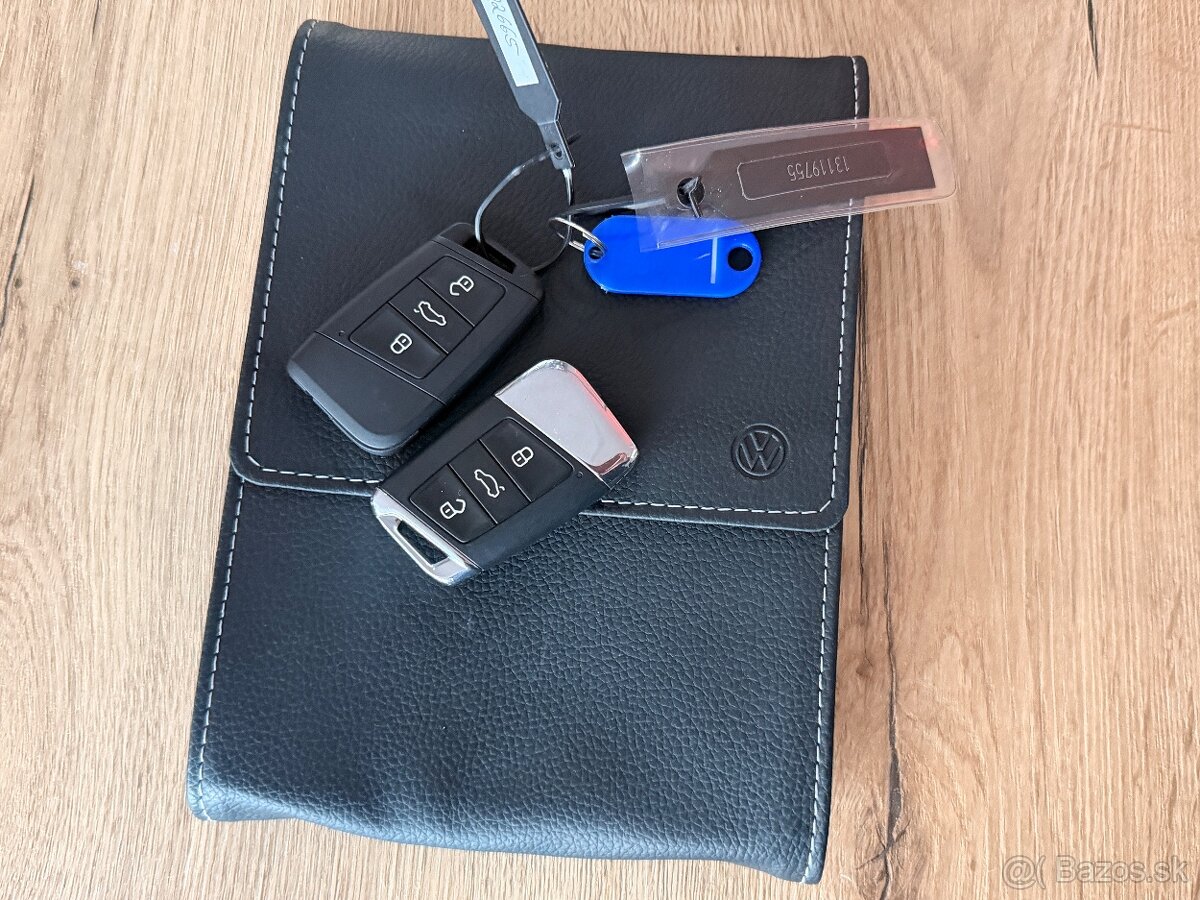 VW Passat 2.0TDI 4Motion / DSG / 2020 / LED MATRIX / ŤAŽNÉ - 20