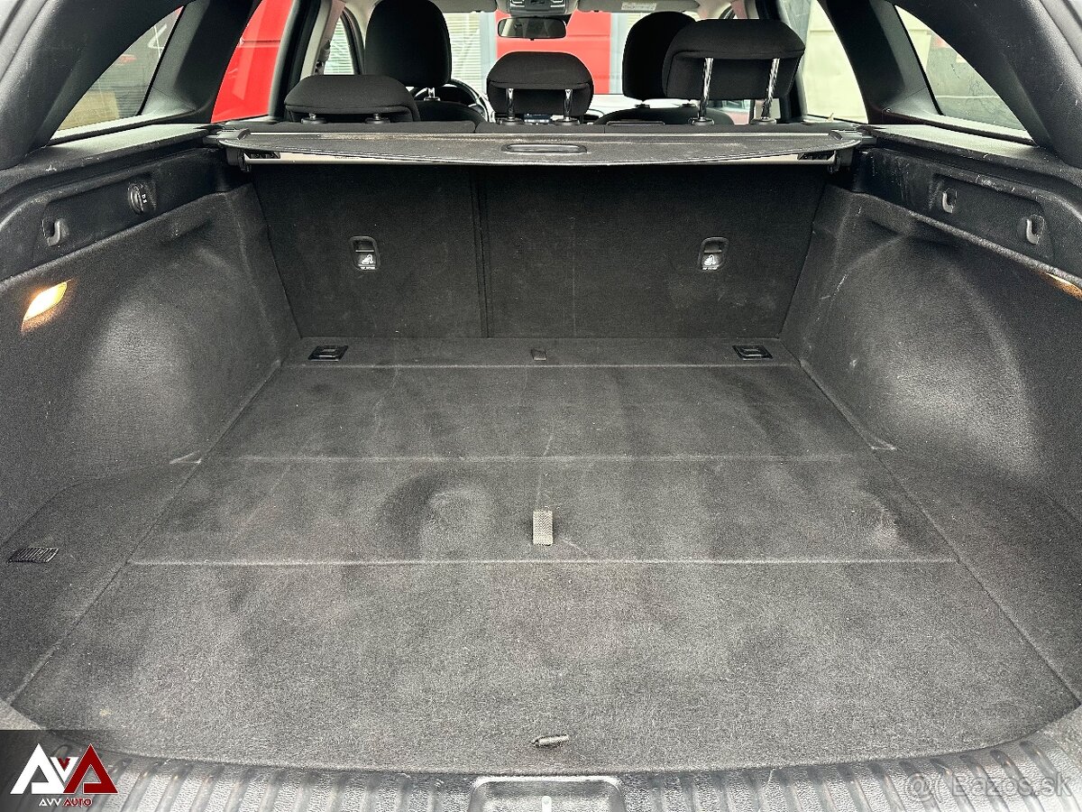 Kia Ceed SW 1.5 T-GDi Silver, Slovenské vozidlo - 20