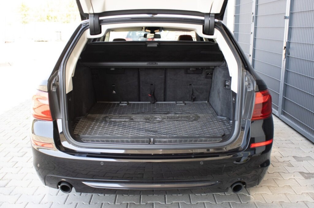 BMW 520d xDrive Touring z roku 2018 - 20