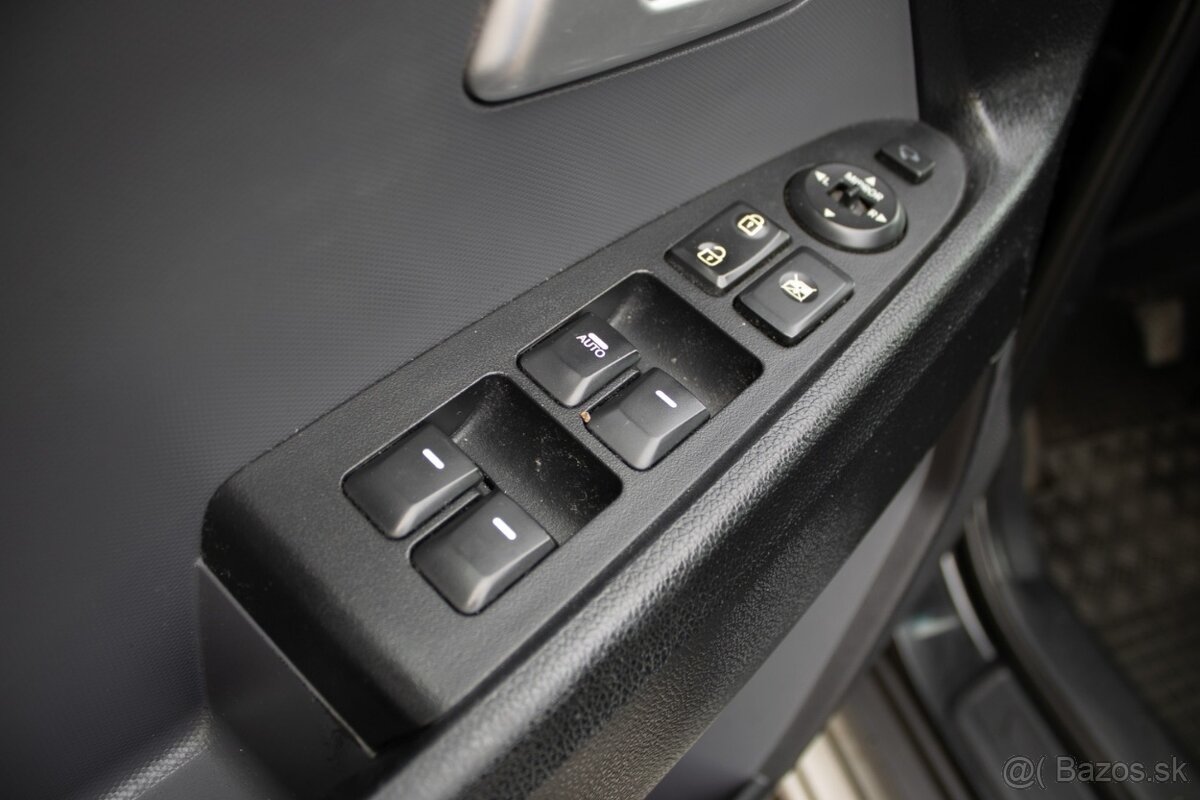 Kia Sportage 1.7 CRDi VGT 2 WD LX - 20