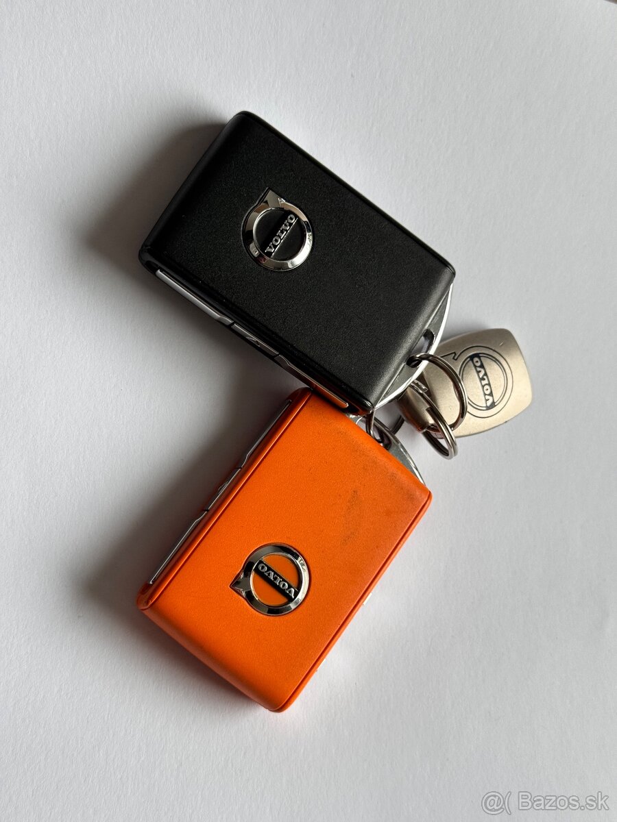 Volvo XC60 B4, A/T, monument, 2021, 133.500 km, LED - 20