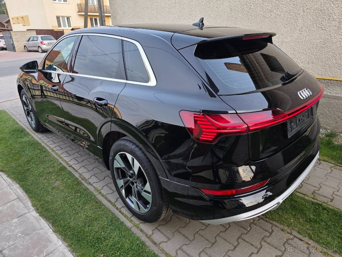 Audi e-tron 50 S-LINE 230 kW 313PS Quattro, Panoráma, Matrix - 20