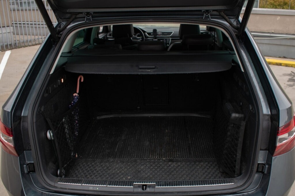 Škoda Superb Combi 2.0 TDI 190k 4×4 L&K DSG - 20