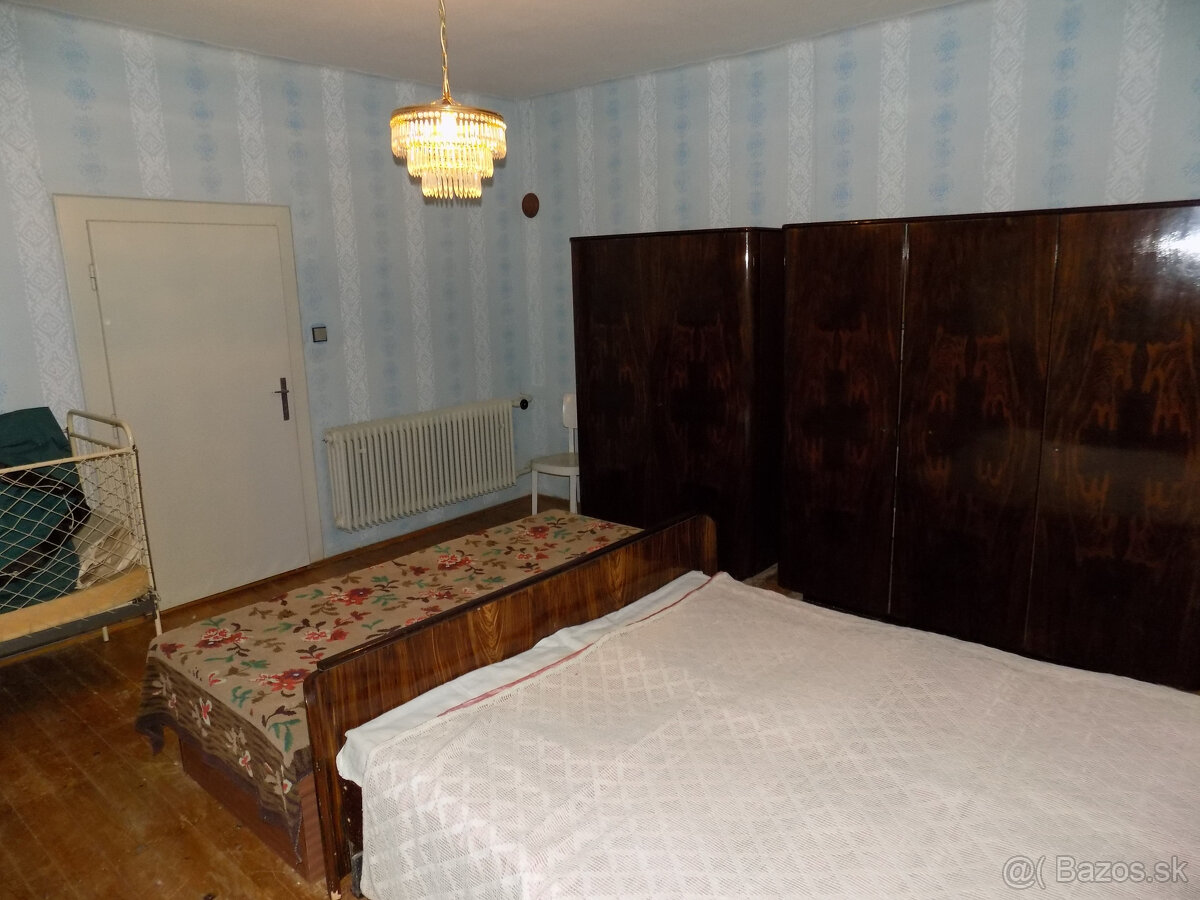 Na predaj chalupa v obci Kuraľany s garážou , pozemok 1536 - 20