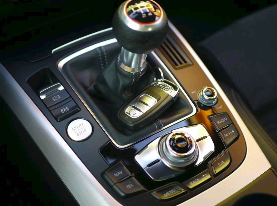 Radiaca paka perforovaná koža + hlinik - 20