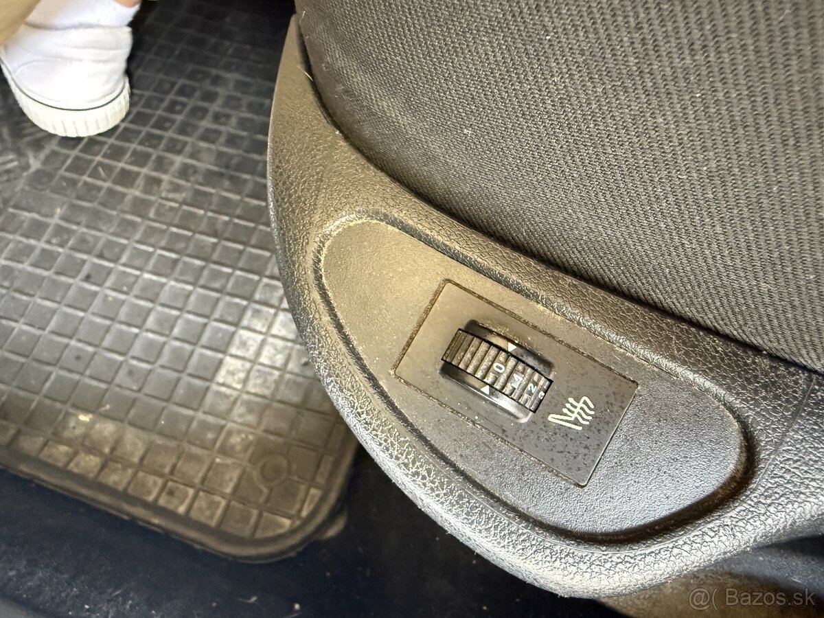 Peugeot 308 1,6 HDi Quiksilver Edition - 20