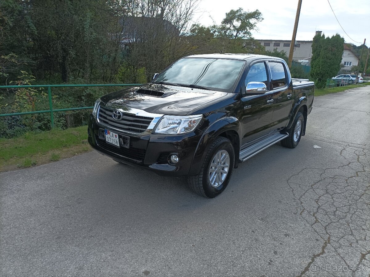 toyota Hilux 3.0 4x4 - 20