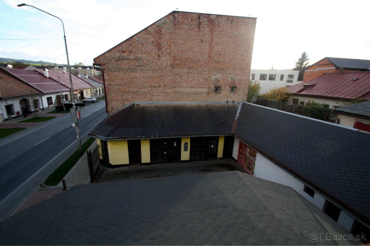 Prenájom priestorov na 1. poschodí Dom Módy na Nám. gen. M. - 20