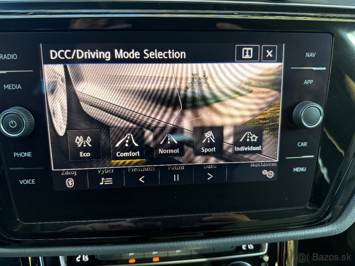 Volkswagen Touran 2.0TDi 110KW DSG 2019 - 20