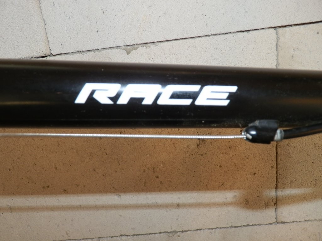 Predám cestný bicykel Merida road race 880 - 20