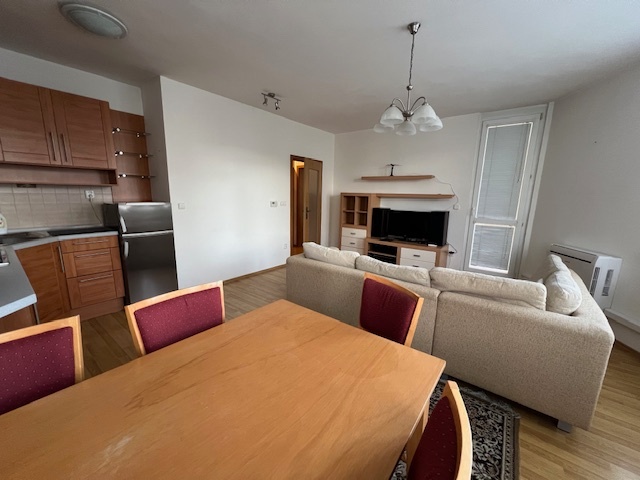 3 izb. byt v Lamači, HEYROVSKÉHO ul. - 20