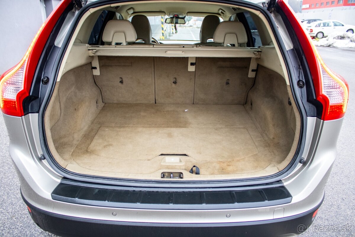 Volvo XC60 2011 - 20