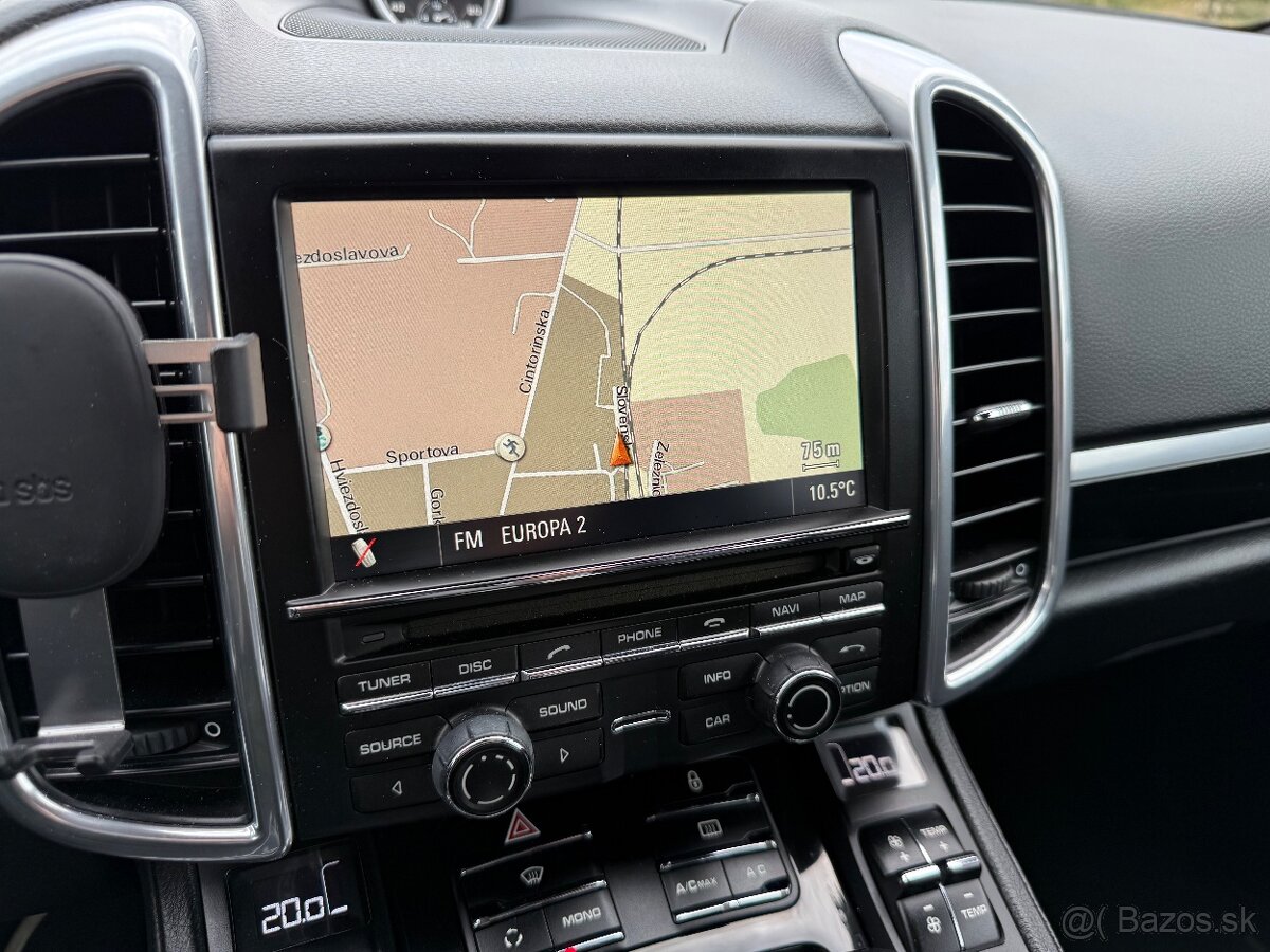 Porsche Cayenne S - 20