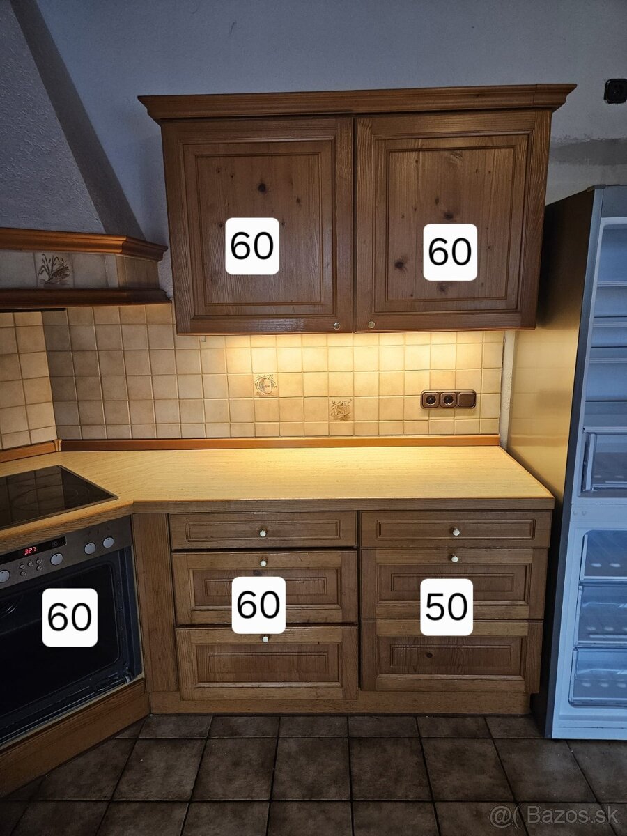Masívna kuchynská linka z Nemecka so spotrebičmi - 20