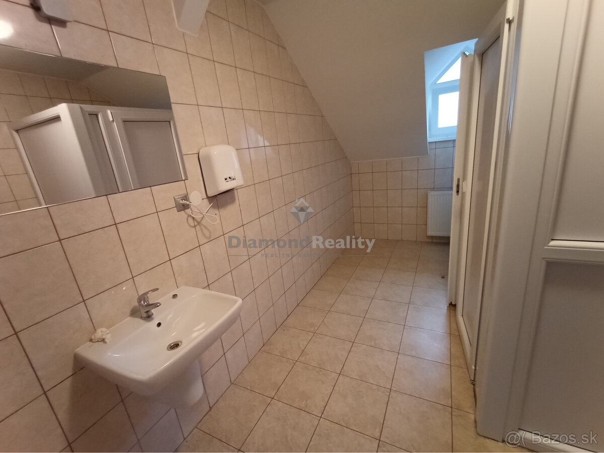 Na prenájom kancelárske priestory Nitra - Čermáň - 20