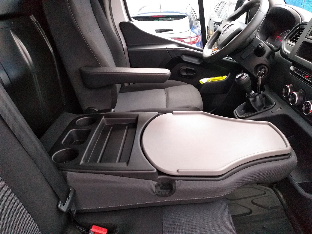 2021_RENAULT MASTER dCi135_2x KLIMA_10.999€ netto_ZÁRUKA_ - 20