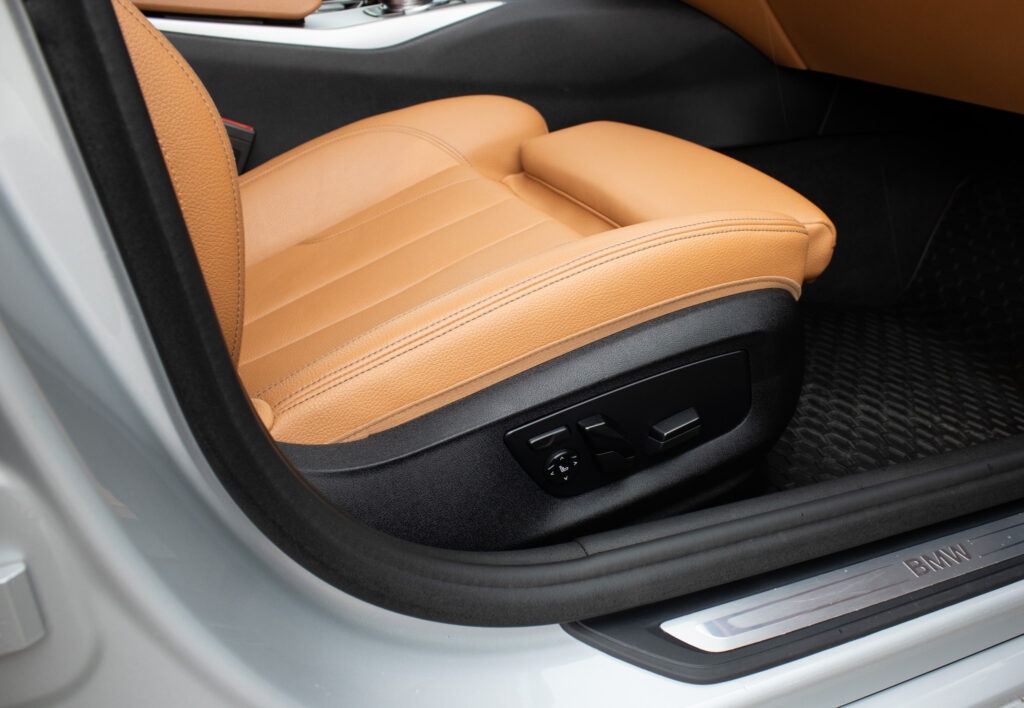 BMW 520d Touring z roku 2017 - 20