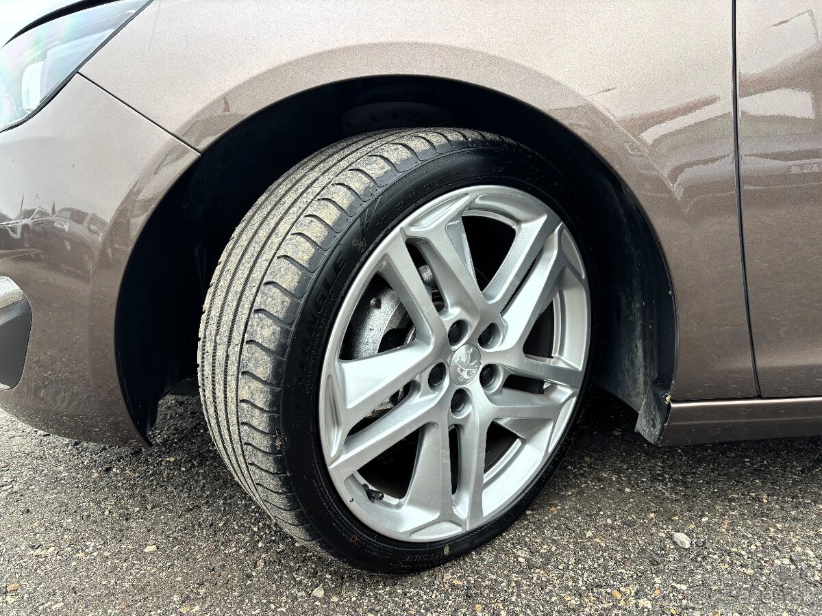 Peugeot 308 Break/SW SW 1.6 e-HDi Allure Stop&Start - 20