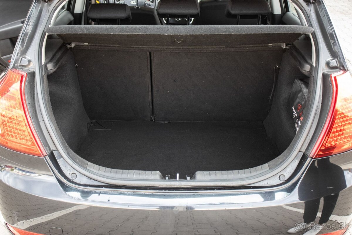 Kia Ceed 1.4 CVVT, 77kW (2011) - 20