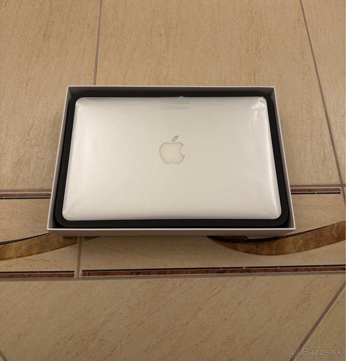 Apple MacBook Air 11- palcový TOP stav - 20