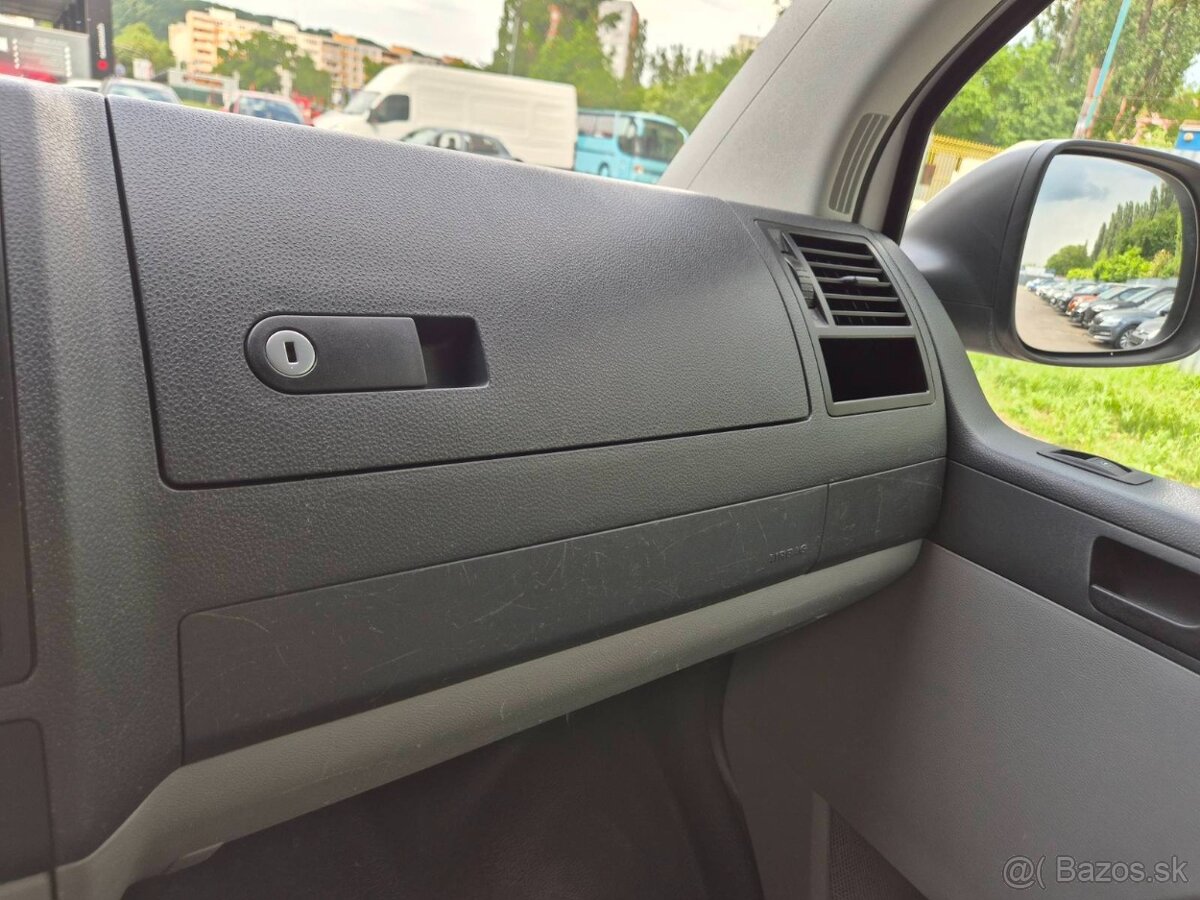 Volkswagen T5 Transporter - 20