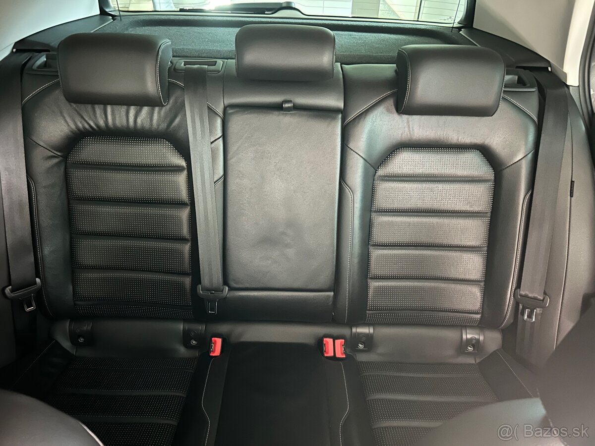 VW eGOLF 100kW (virtual cocpit) - 20