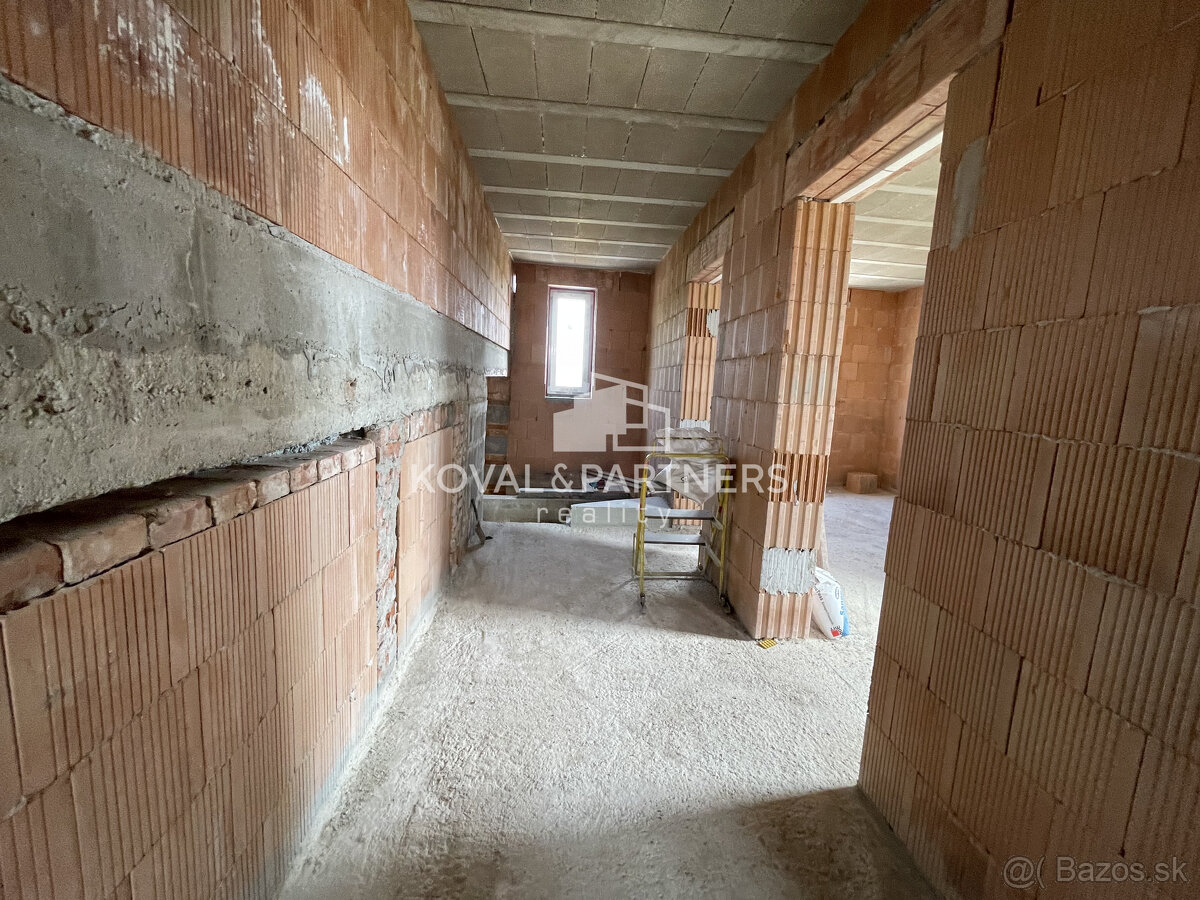 Rodinný dom v Nitrianskych Hrnčiarovciach - 20