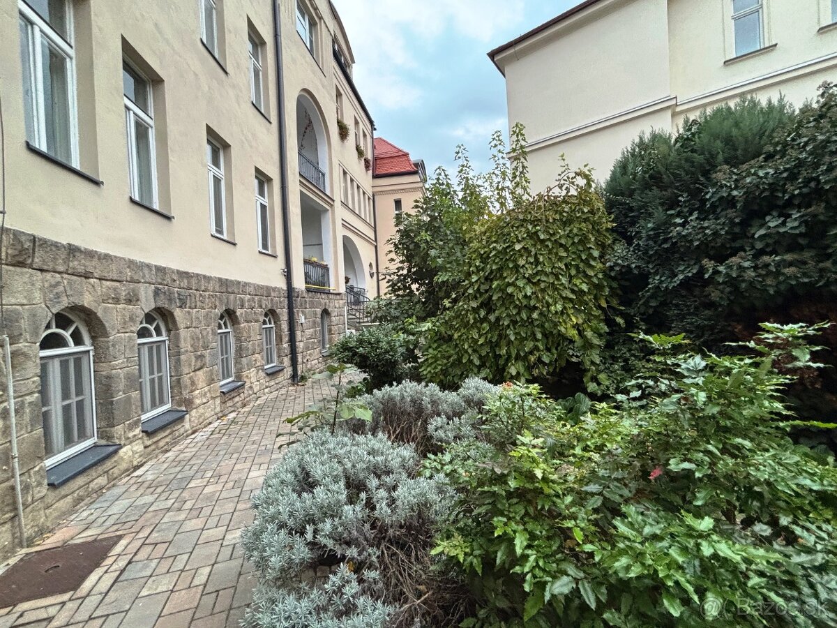 Unikátny staromestský byt 75m, ul. Palisády, top INVESTÍCIA - 20