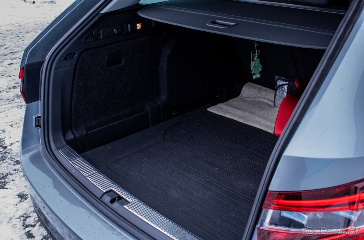 Škoda Superb Combi 1.6 TDI STYLE / PREVERENÉ - 20