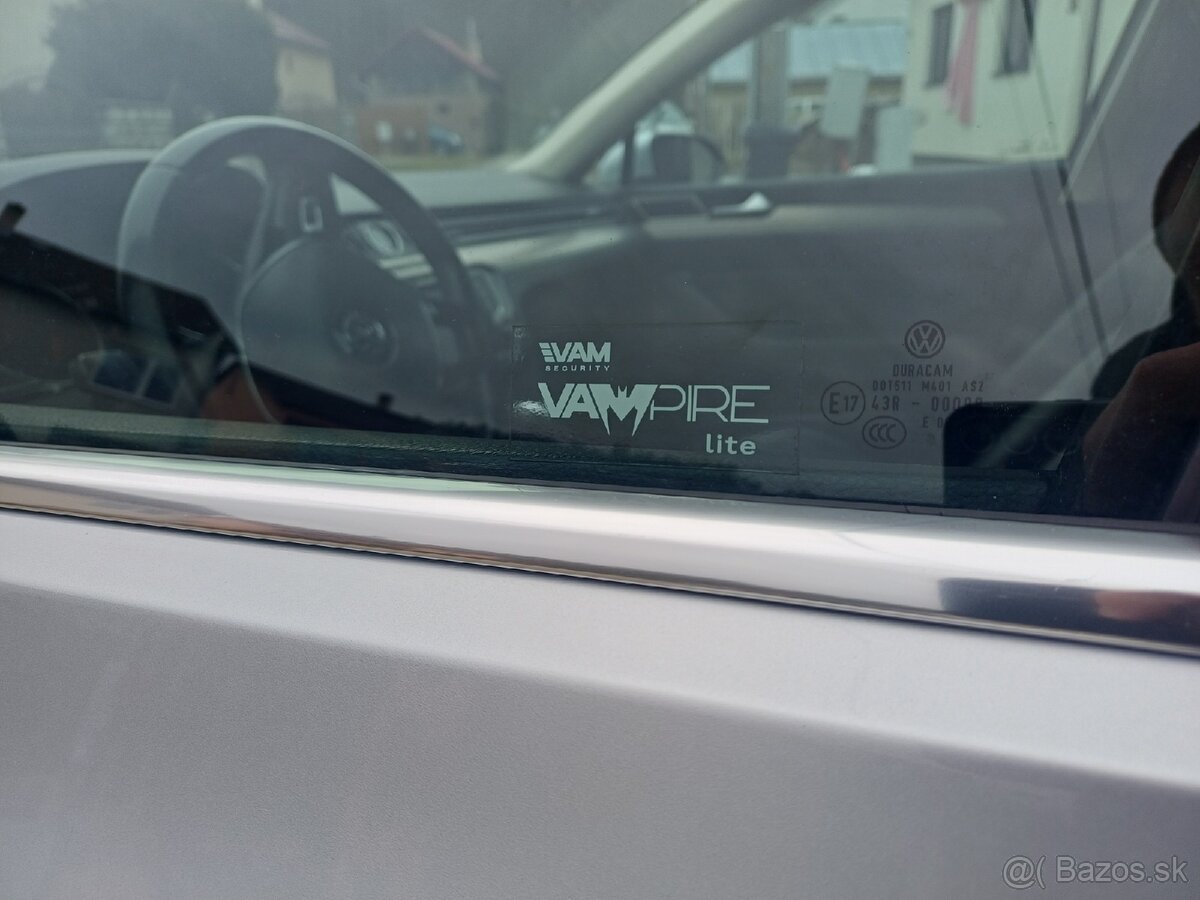 VW Passat B8 Variant Highline 2.0 TDI DSG 110 KW - 20