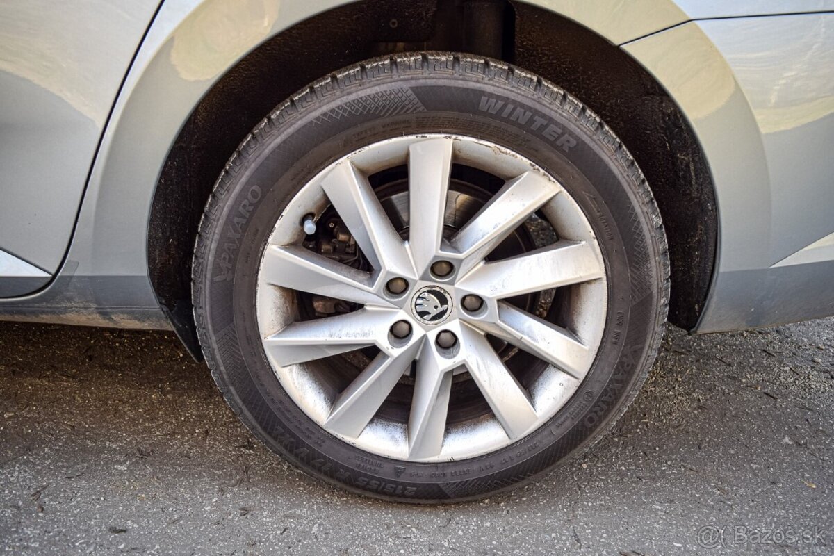 Škoda Superb Combi 1.6 TDI DSG - 20