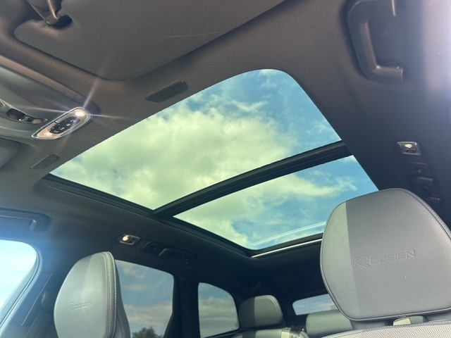 VOLVO XC60 B6 AWD R-Design - 20