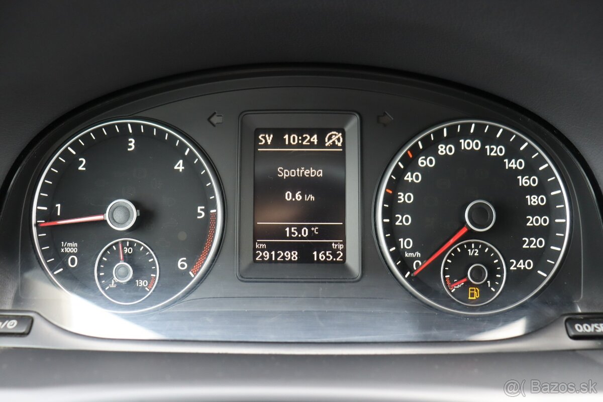 Volkswagen Touran 1.6 TDI Comfortline DSG - 20