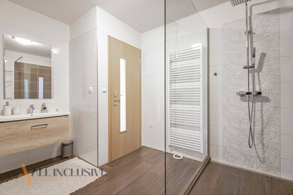 ALL INCLUSIVE | PRIESTRANNÝ 3 IZBOVÝ BYT S TERASOU | DONOVAL - 20